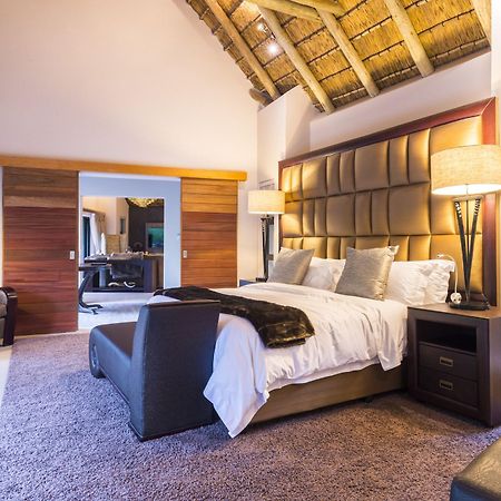 Am Lodge - Hoedspruit Buitenkant foto
