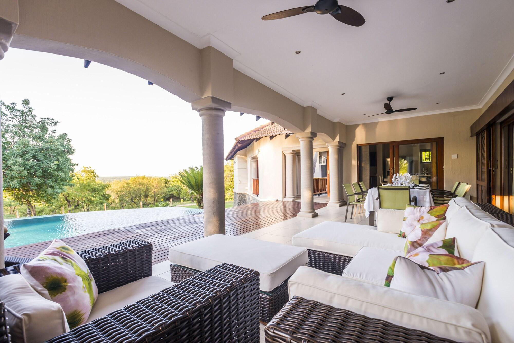 Am Lodge - Hoedspruit Buitenkant foto