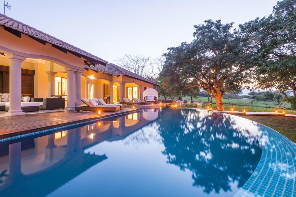 Am Lodge - Hoedspruit Buitenkant foto