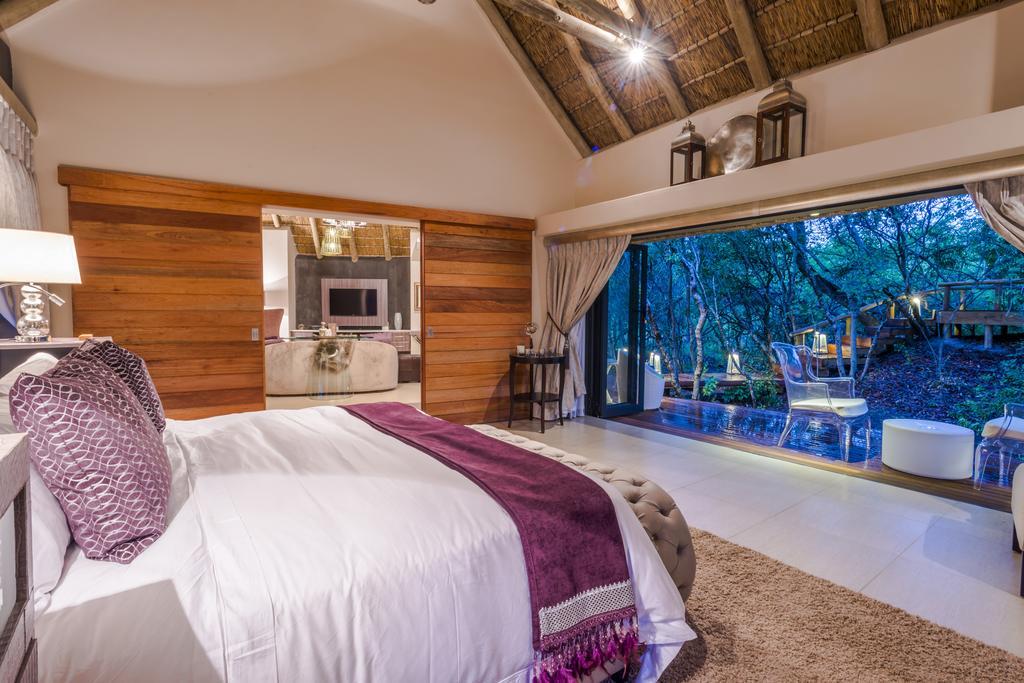 Am Lodge - Hoedspruit Buitenkant foto