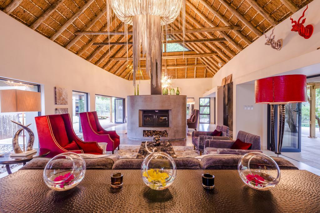 Am Lodge - Hoedspruit Buitenkant foto