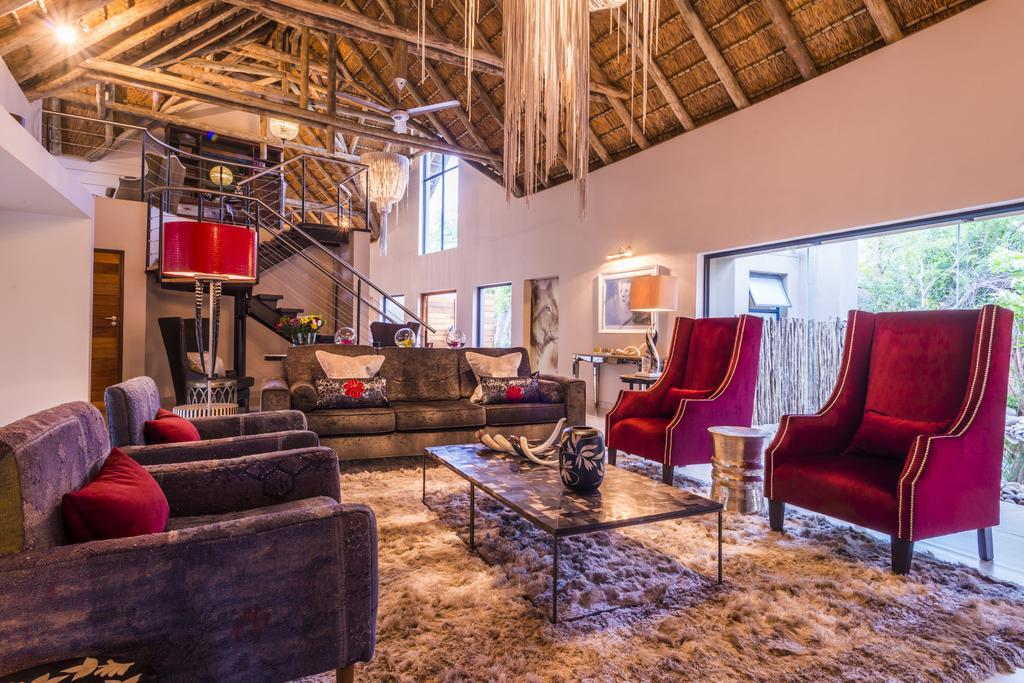 Am Lodge - Hoedspruit Buitenkant foto